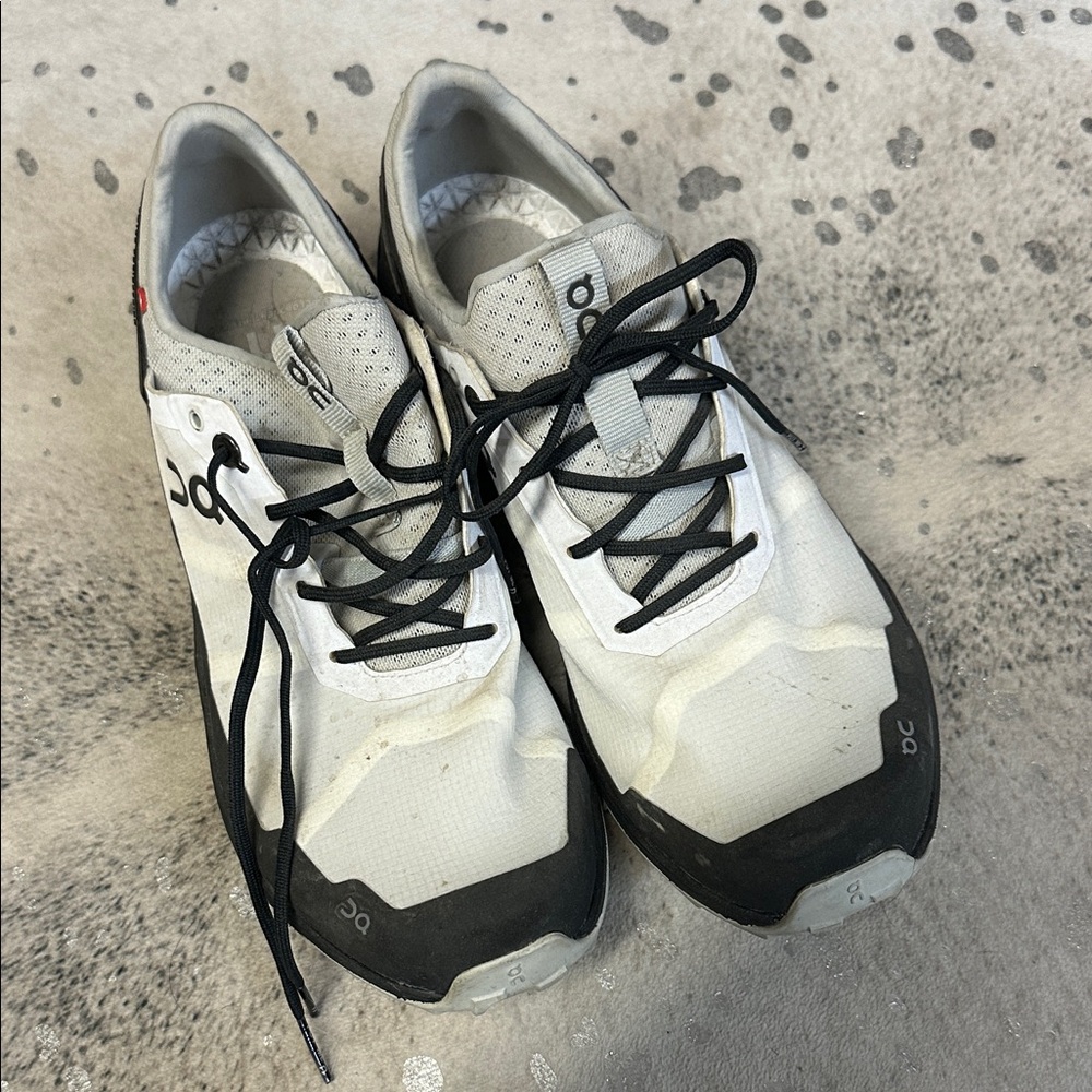 On Running  Athletic Shoes in White and Black